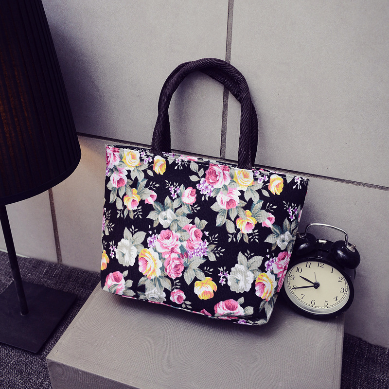 Vrouwen Tas Stijl Canvas Handtas Vrouwen Mode Bento Bag Middelbare Leeftijd En Ouderen Moeder Tas fabrikant Messenger Bag: Black