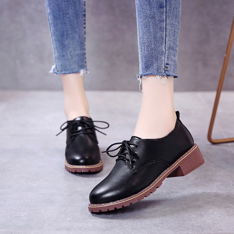 Oxfords Women Shoes Female Patent Leather Lace Up Plus Size Casual Shoes Woman Heels Platform Autumn Ladies Shoes