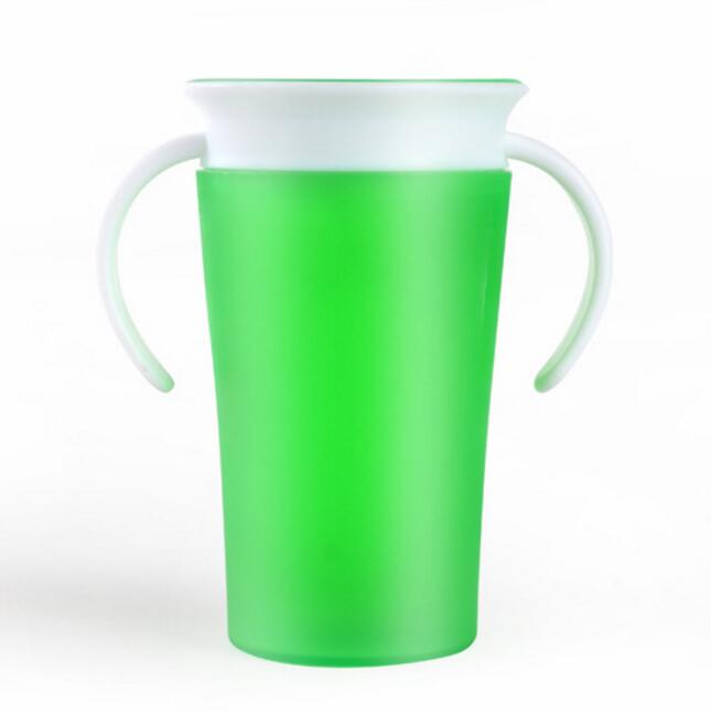 360 grader roteret med dobbelt håndtag training fodring sikker lækagesikker kop infantlearn at drikke en kop vand har kop låg: Grøn