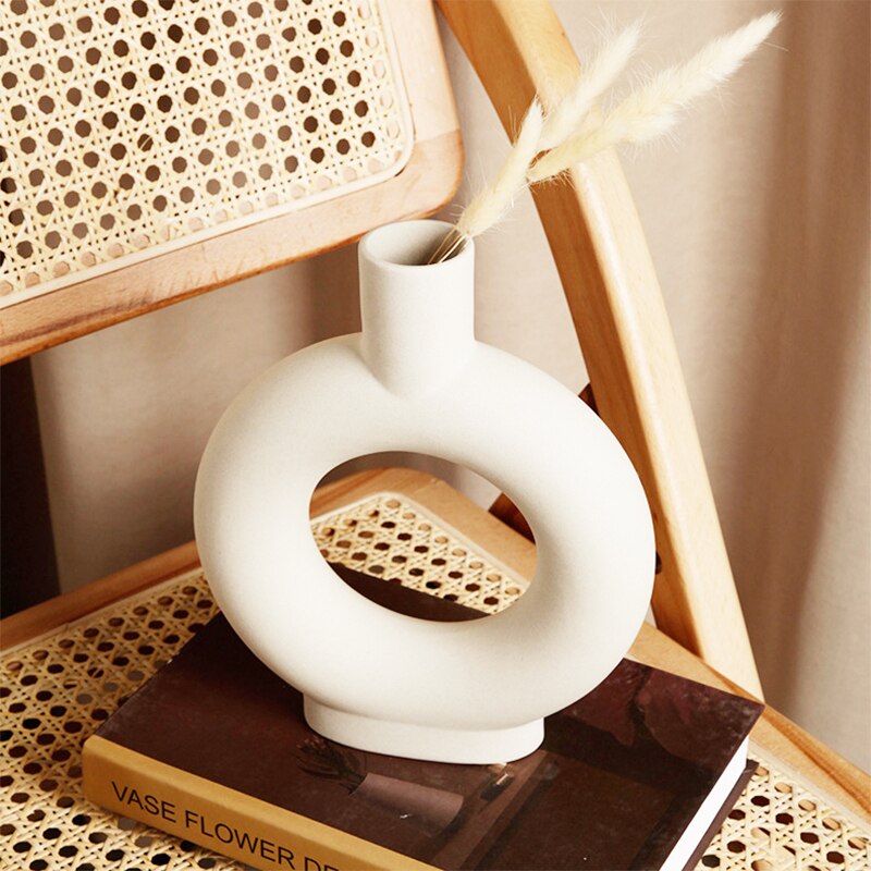 Białe wazony ceramiczne wazon na kwiaty nordycki wnętrze domu białe suszone wazony z kwiatami ceramiczna doniczka na kwiaty wazon artystyczny nowoczesne ozdoby prezenty