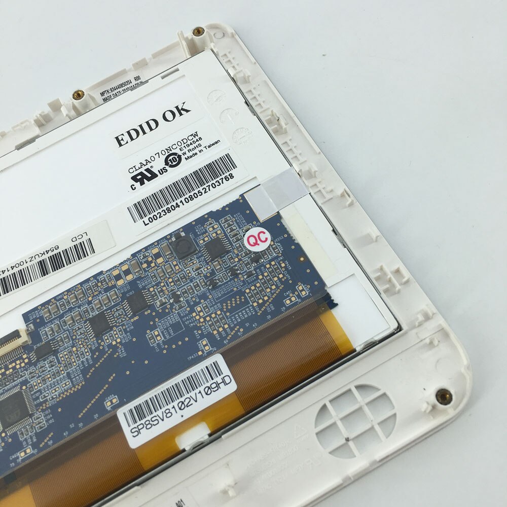 Original CLAA070NC0DCW HD 1024 * 600 7 inch LCD display screen outer screen glass notebook screen with frame white