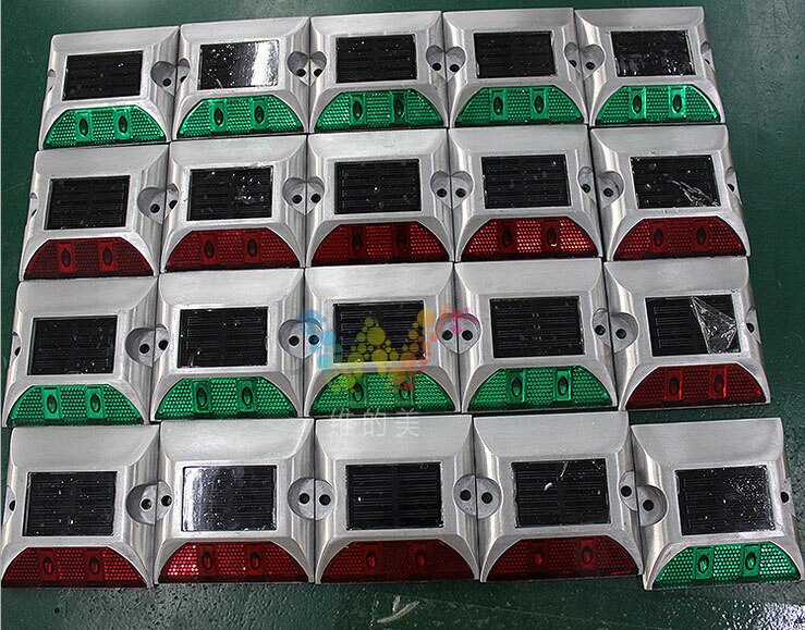 One Side Solar Aluminum Led Road Stud Side Walk Park Yard Night Steady Light