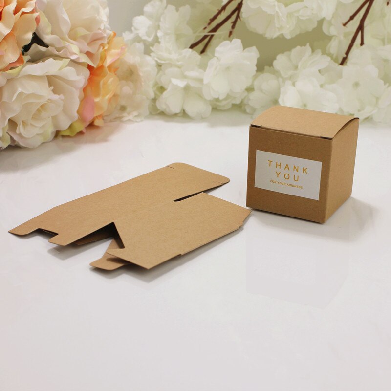 10 Uds pequeño cuadrado de papel Kraft caramelo caja de boda dulces bolsas porta de de boda cajas de papel envoltorio para Chocolate: kraft square sticker