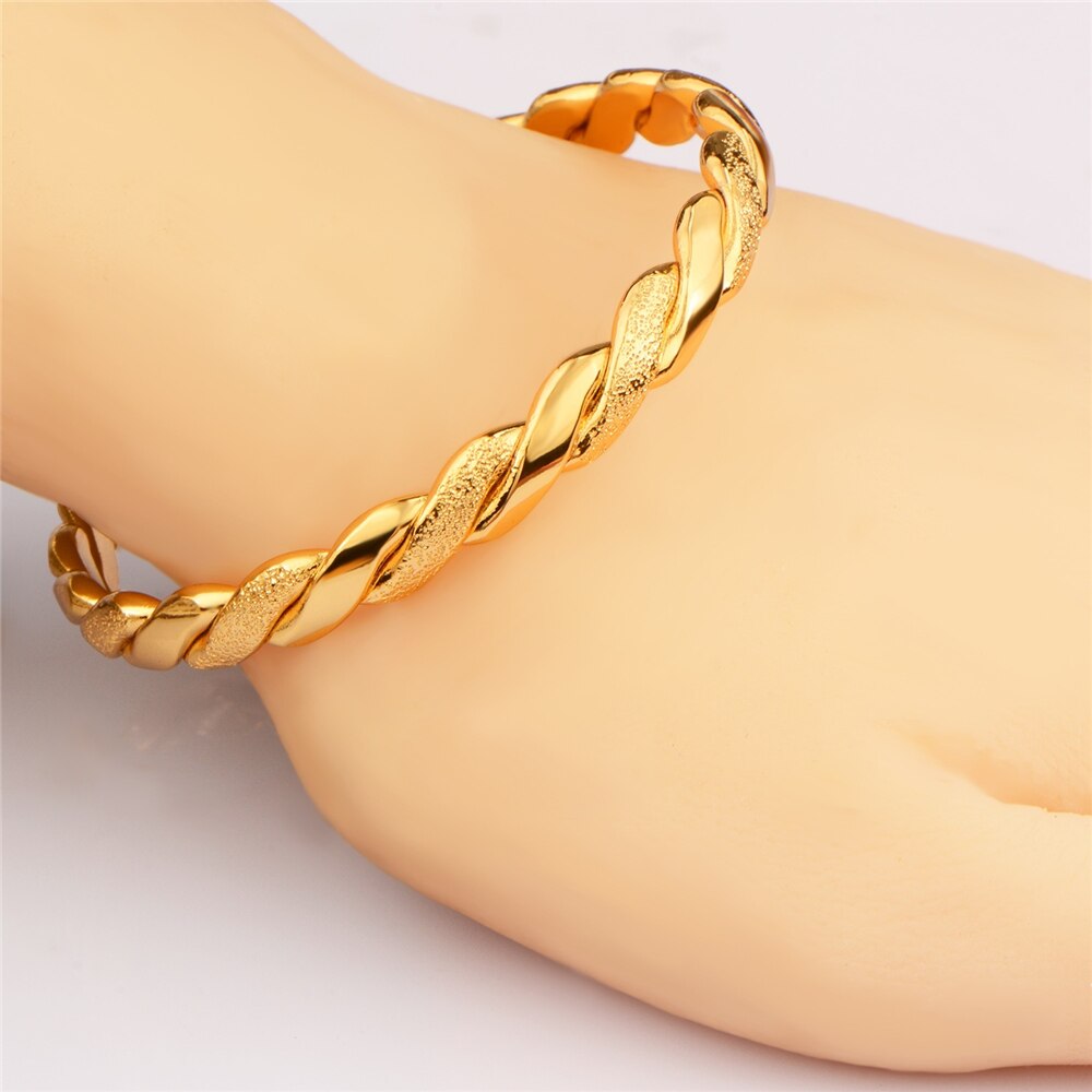 Eenvoudige Bangle Voor Vrouwen Mannen Sieraden Vintage Gold Twisting Eindeloze Koperen Manchet Armband Party Accessoires Pulseira