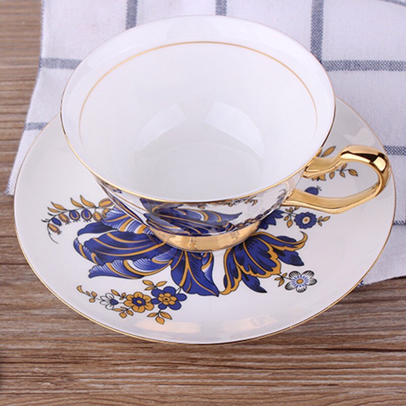 lusso d'oro Tazze di Caffè Piattino impostato nobile Oro Ceramica Glassato Pomeriggio Tazza di Caffè caffè espresso Tazza di Tazas Tasse di Trasporto Cucchiaino BB95