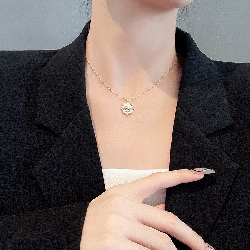 Dieyuro ruostumaton teräs persoonallisuus geometrinen zirkoni kaulakoru kuori kukka riipus hong kong tyylinen solisluu ketju
