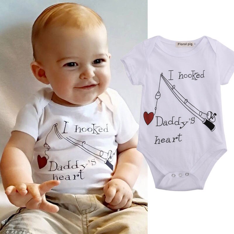 Schöne Baby Kurzarm Baby Strampler Brief Druck Grund Sommer Einteilige Overall Ich Haken Papa Herz Für 0-24 Mt Baby
