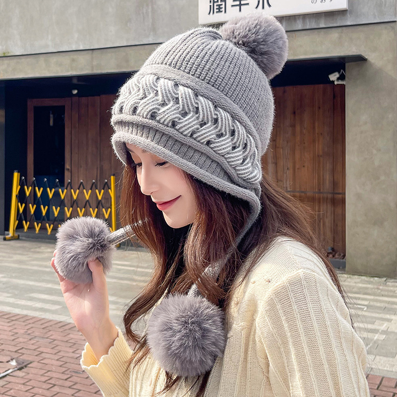 2022 Women Winter Ear Cap Ladies Woolen Hat Korean Earflap Knitted Outdoor Warm Snow Fiuffy Pompom Windproof Ski Cap: Gray