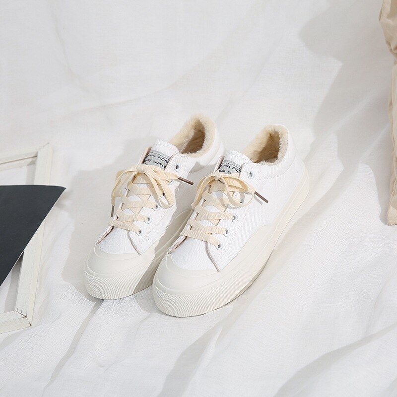 Hiver velours fourrure baskets femme chaussures décontractées coton rembourré baskets fourrure toile vulcaniser nouvelles femmes à lacets couture