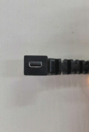 1 PC charging cable for BT-S1 / BT-S2 Bluetooth Helmet BT Bluetooth Motorcycle Interphone Helmet Intercom Headset: 1PC Mini-USB port