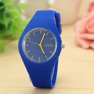Men watch Women Cream Color Ultra-thin Silicone Strap Leisure Watch Geneva Wristwatch Women's Jelly Watches: green