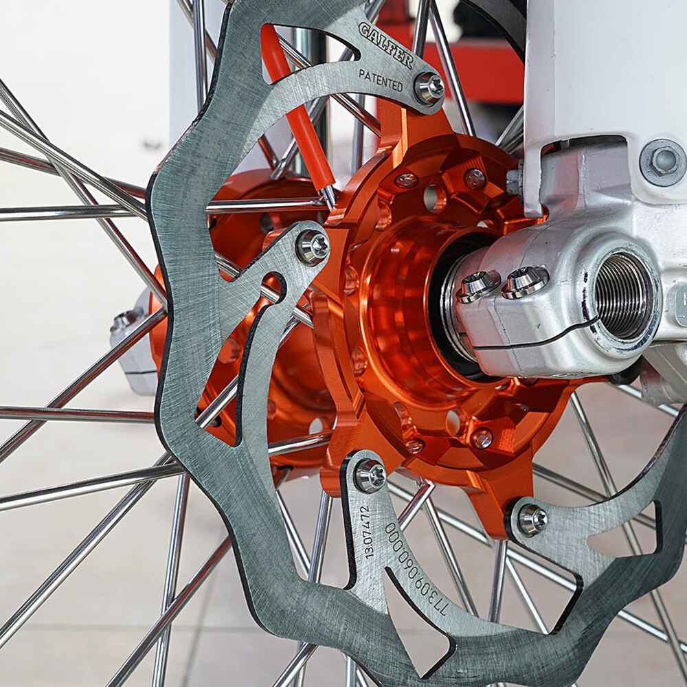 Etulevyn jarrulevyn roottorin pultti ktm 125 200 250 300 350 450 525 530 sx/ sxf/xc/xc-f/exc/exc-f/xcw/xcf-w /6 päivää/tpi 2001