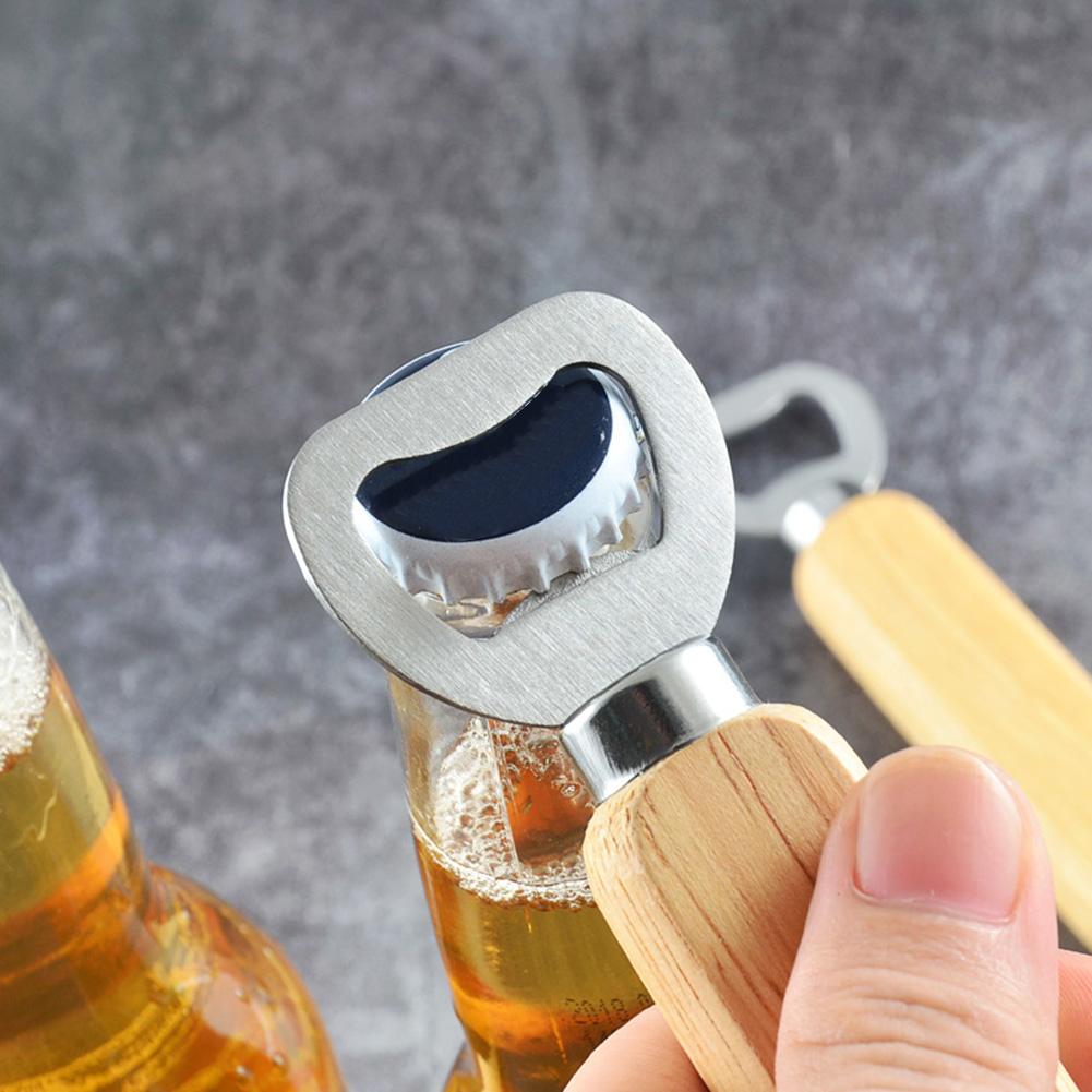 Abridor de botellas de acero inoxidable, herramientas de cerveza para Bar, con mango de madera, tapa de cerveza, lanzador de cocina, 1 Uds.