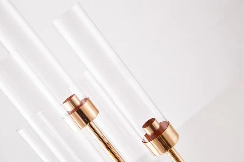 Candelabros de metal elegantes de 5/6 cabezales con acabado dorado para centro de mesa o cable de carretera