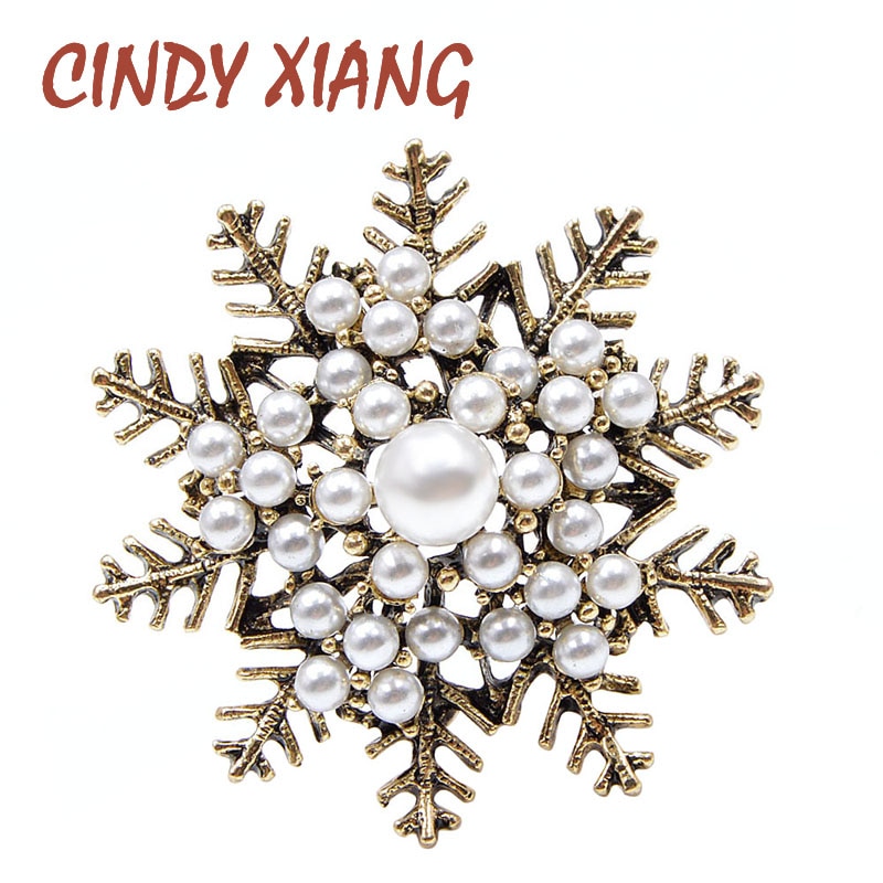 CINDY XIANG Pearl Vintage Snowflake Brooches for Women Baroque Style Winter Corsage Wedding Accessories