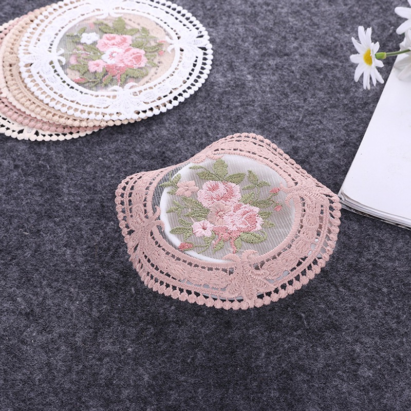French Lace Coaster Embroidery Round Placemat INS Desktop Decoration Hollow Knit Tea Set Anti-scald Coaster Insulation Table Pad
