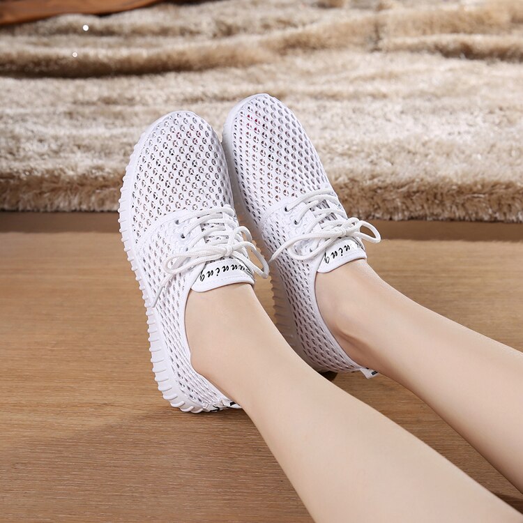 Billiga ihåliga tennisskor för kvinnor mjuka sneakers stabila halkfria träningsskor kvinnliga gymskor tenis feminino