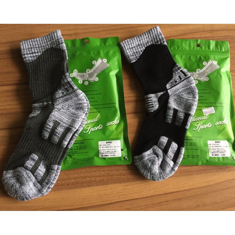 R-BAO 2Pairs/Lot Winter Thermal Ski Socks Men Women Sports Snowboard Socks Thermosocks Cycling Trekking Hiking Socks