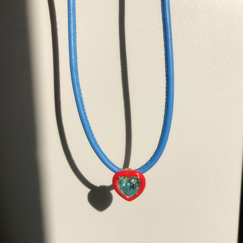 INES nuovo colore cuore fiore iperbole zircone girocollo in pelle collana clavicola per le donne ragazze festa gioielli di moda HANGZHI 2021: A