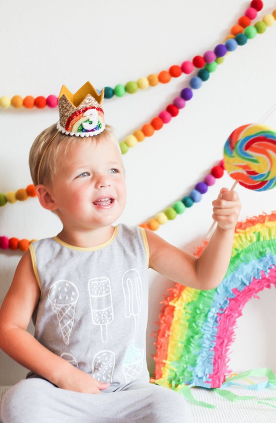 Chicinlife 1-8 år gammel regnbuebursdag kronehatt gutt jente bursdagsfest dekorasjon baby dusj hvitt måke bursdagshatt