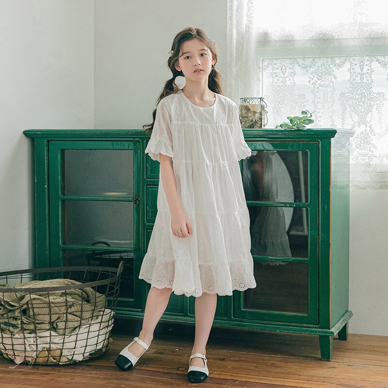 Kids Meisjes Losse Zomer Borduren Kant Witte Katoenen Flare Prinses Jurk Kind Tiener Meisjes Mode Oogje Jurken Kleding