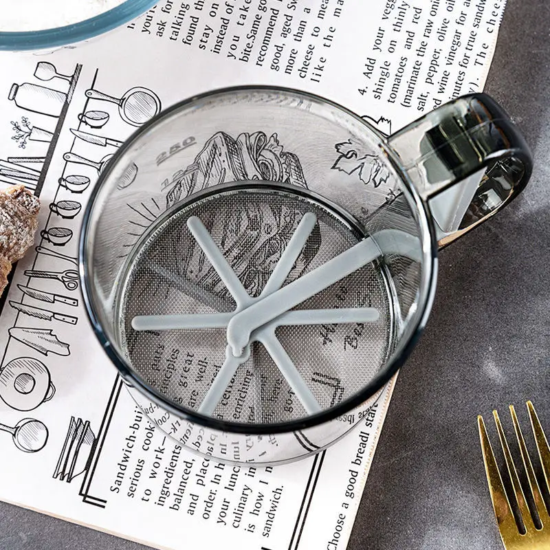Plastic Flour Sifter for Baking, Powder Sugar Shaker with Hand Press , Fine Mesh Flour Sifter Sieve Kitchen Baking Tool