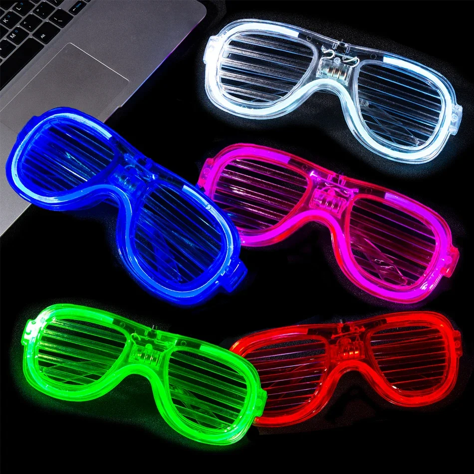 Verres lumineux LED en vrac, 5 couleurs, lueur dans le noir, fournitures de fête néon, de fête pour enfants et adultes, décoration de fête