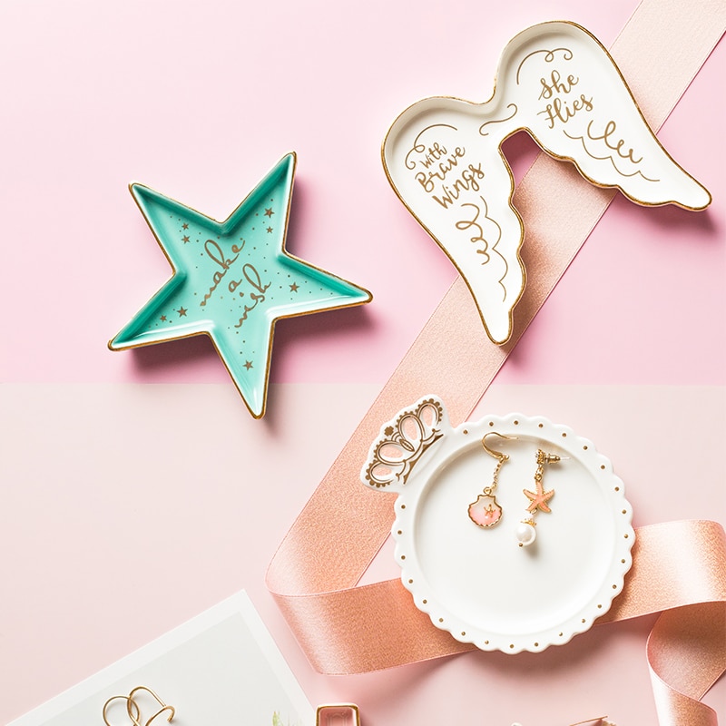 Oregelbunden keramik mini smycken fat förvaringsfack rosett guld förgyllt brev litet fat smycken fat halsband förvaringsskåp