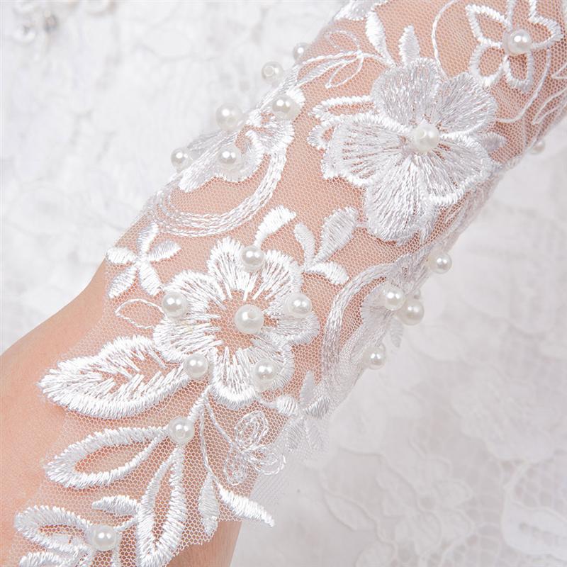 Lace Flower Bride Gloves Hollow Out Women Fingerless Bridal Gloves Short Wedding Glovesfor Women Bride Wedding Accessories