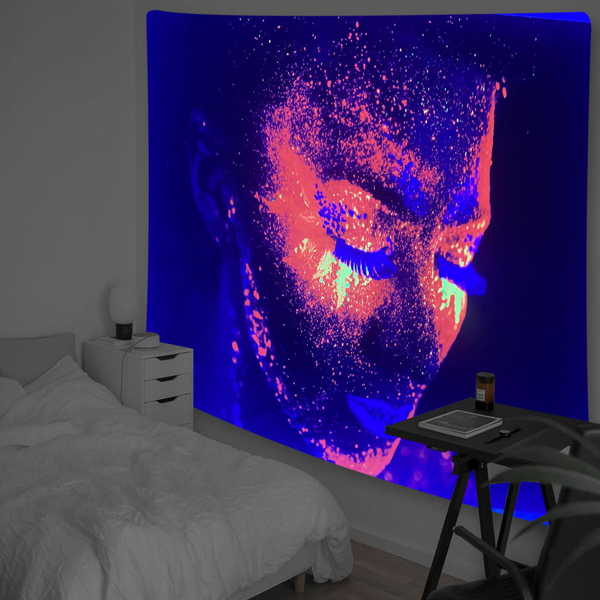 Tapiz de luz negra para colgar en la pared, Hippie psicodélico reactivo UV para dormitorio, decoración de habitación independiente: 200 x 170 cm / Color naranja fluorescente