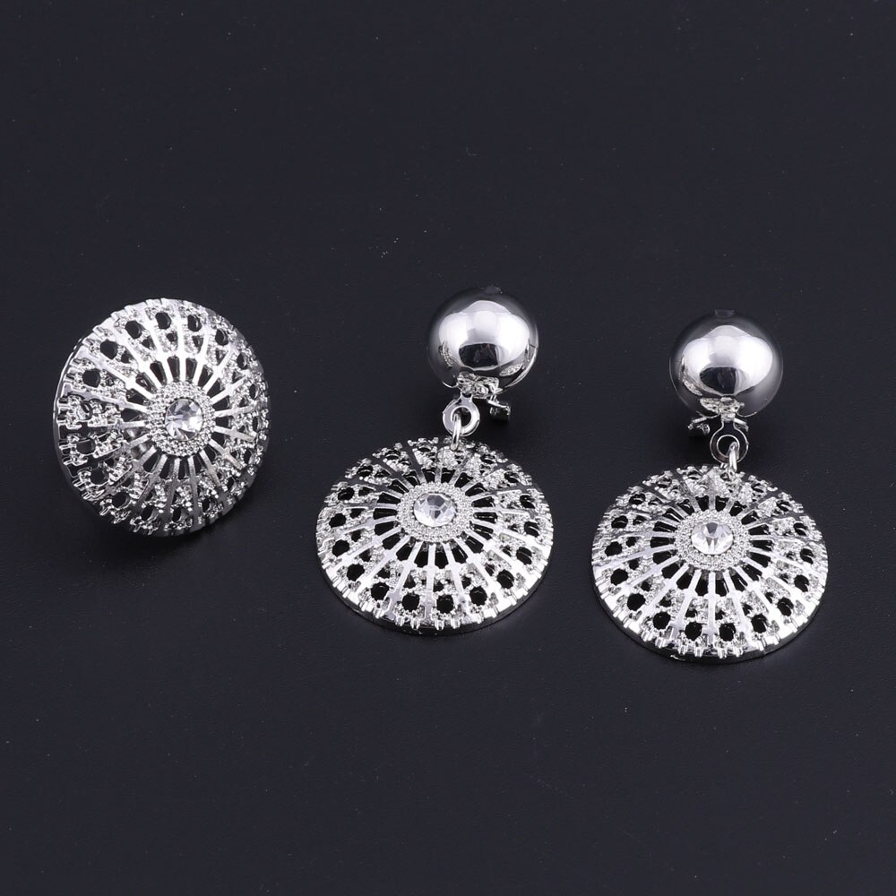 Afrikanische Braut Zubehör Nigerian Hochzeit Schmuck Dubai Gold-Farbe Kristall Schmuck einstellen Blume bilden Halskette einstellen