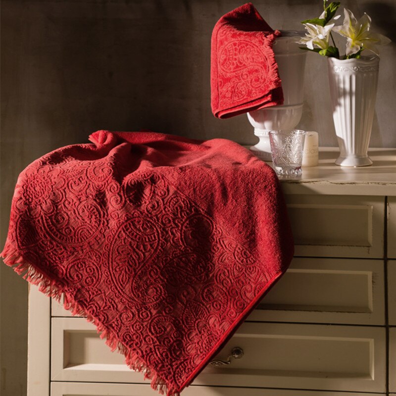2 Stuks Effen Rode Vintage Stijl Gesneden Luxe Katoen Kwastje Badhanddoek Gezicht Handdoek Set Jaar Kerst Decoratie
