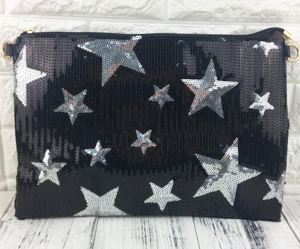 Blingbling pailletter stjernemønster pu læder konvoluttaske til kvinder day clutch dame crossbody messenger taske pung: Sort sølv stjerne