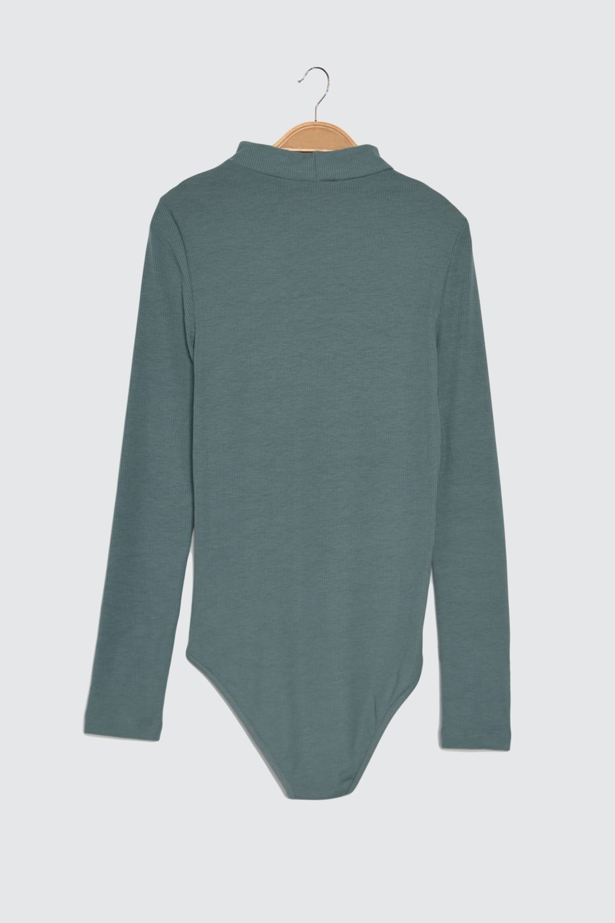 Trendyol White Ribbed Knit Body TWOAW20BD0011