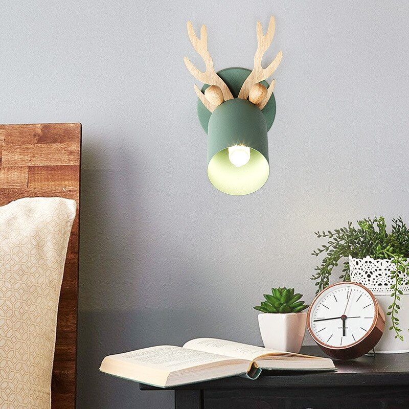 Wandlamp van ijzeren gewei, ganglamp, kinderkamerlamp, bedlamp in scandinavische stijl, lamp van smeedijzeren hout