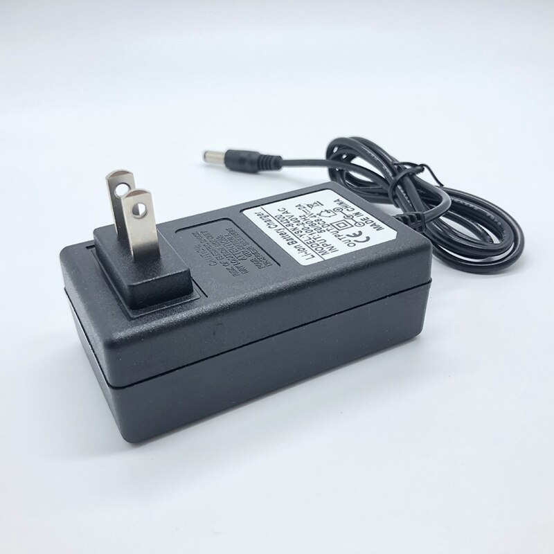 8.4V 12.6V 16.8V 2A 21V 25.2V 1A 18650 Lithium Battery Charger DC 5.5MM*2.1-2.5MM 110-220V Lithium Li-ion Battery Wall Charger