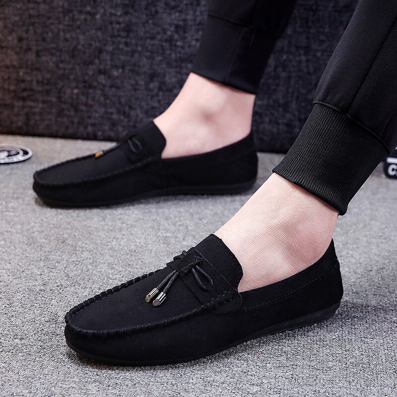 Men Casual Shoes Male Shoes Suede Soft Men Loafers Leisure Moccasins Slip On Men&#39;s Driving Shoes Black Red Man Lazy Shoe
