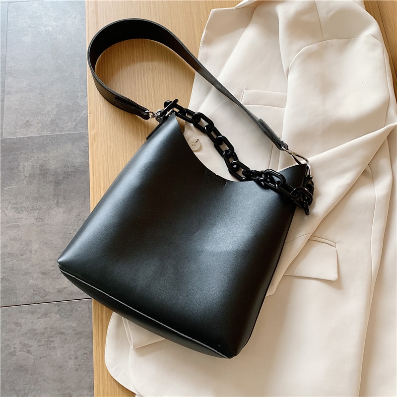 Solid Color PU Leather Bucket Bags For Women Small Chain Shoulder Simple Crossbody Handbags Female Travel Bag: Black