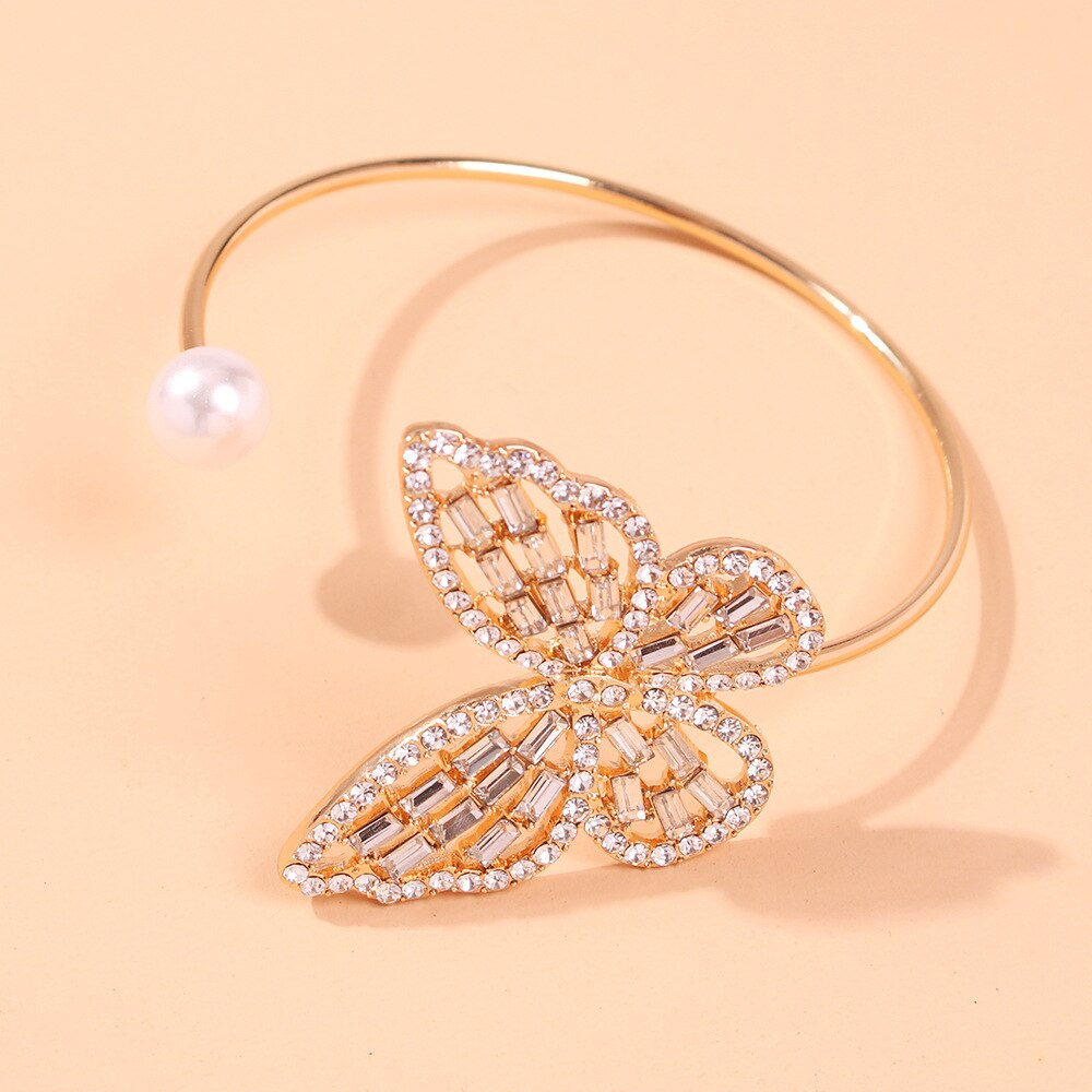 AOMU della Cavità di Modo di Strass Arco Aperto Del Braccialetto per Le Donne D'imitazione Della Perla del Branello Del Braccialetto Del Braccialetto del Metallo Geometrica Dei Monili