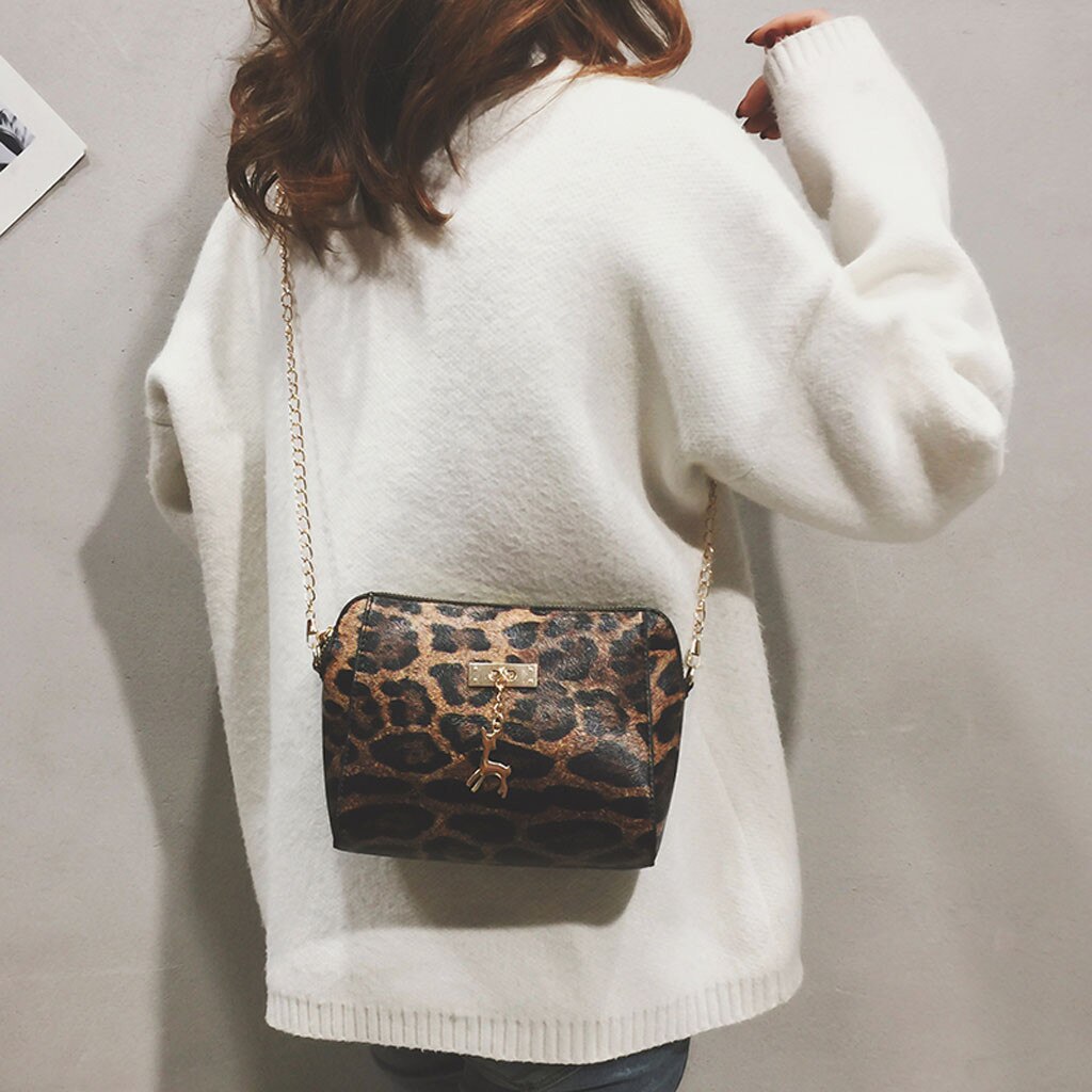 Bandolera con estampado de leopardo para mujer, bolso de mano con colgante de cervatillo, bandolera de concha,