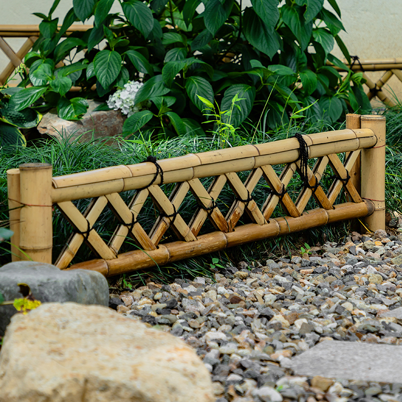 Japanese Homestay Short Fence for Courtyard Villa Bamboo Fence Anti Corrosion Sunscreen Plant Partition Garden Decorative Border: WHITE