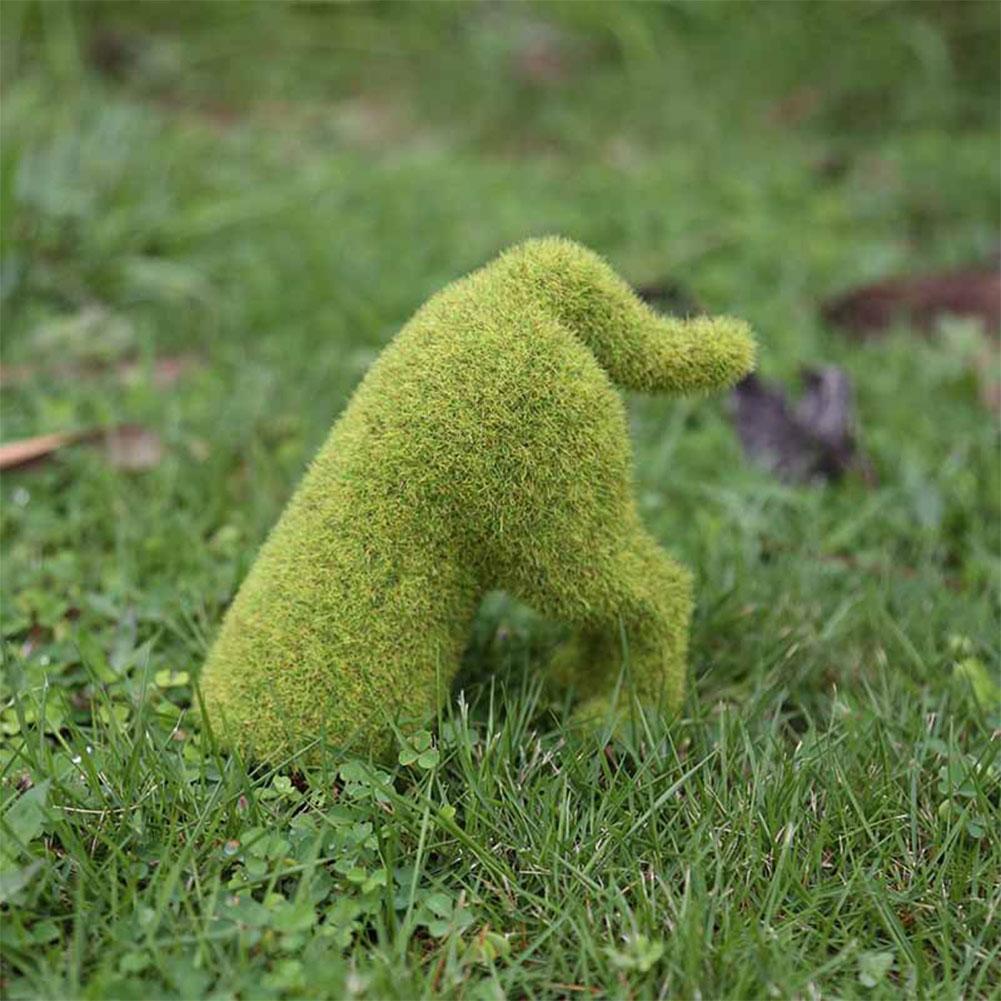 Decorative Peeing Dog Topiary Flocking Dog Sculptures Statue Without Ever a Finger to Prune or Water Decorative Pet Garden Decor