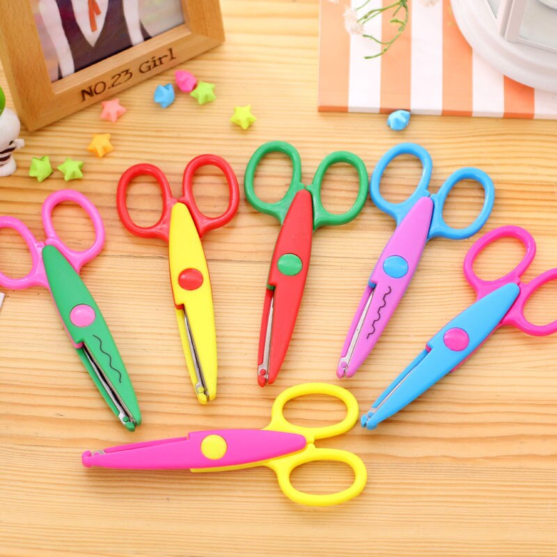 Random Color 1pc Laciness Scissors Metal and Plast... – Vicedeal