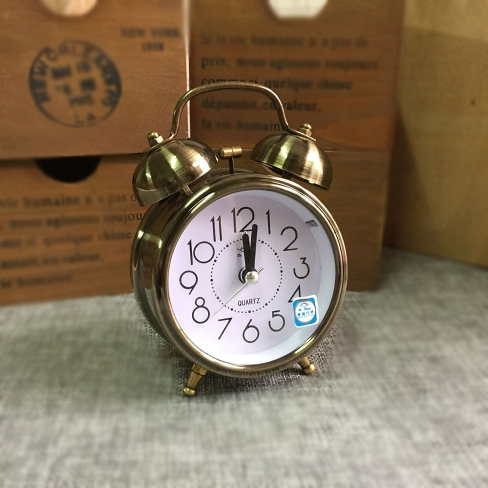 Antique Retro Mute Alarm Clock Night Light Clock Simple Home Student Metal