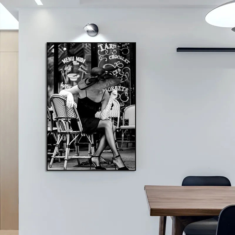 Fotos de fotografía en blanco y negro, imagen impresa en lienzo, globos negros, para mujer, Tour Eiffel, cartel de coche Vintage, decoración del hogar