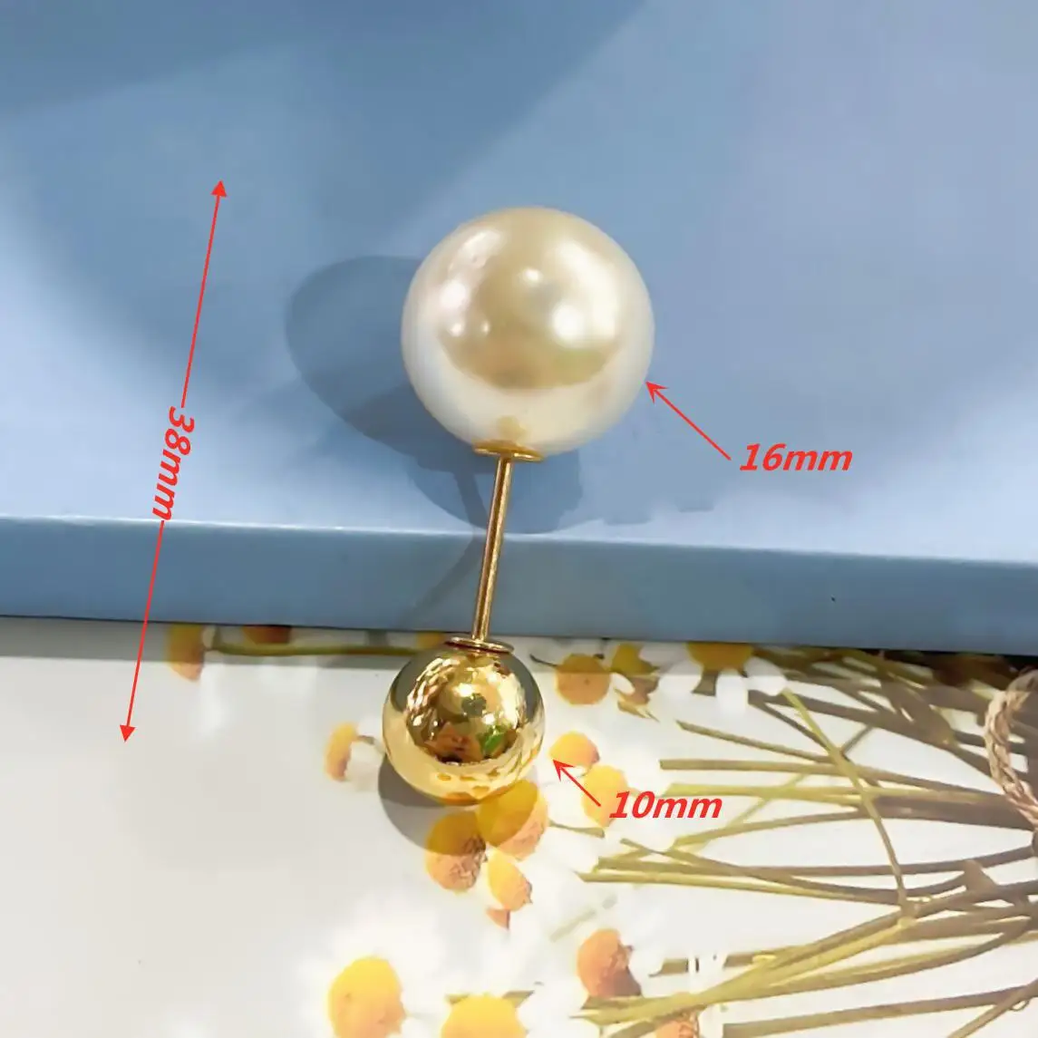 Women Tightening Waistband Pin Double Pearl Brooches Metal Lapel Pin Brooch Pins Sweater Shirt Cardigan Brooch: Emerald Green / Platinum Plated