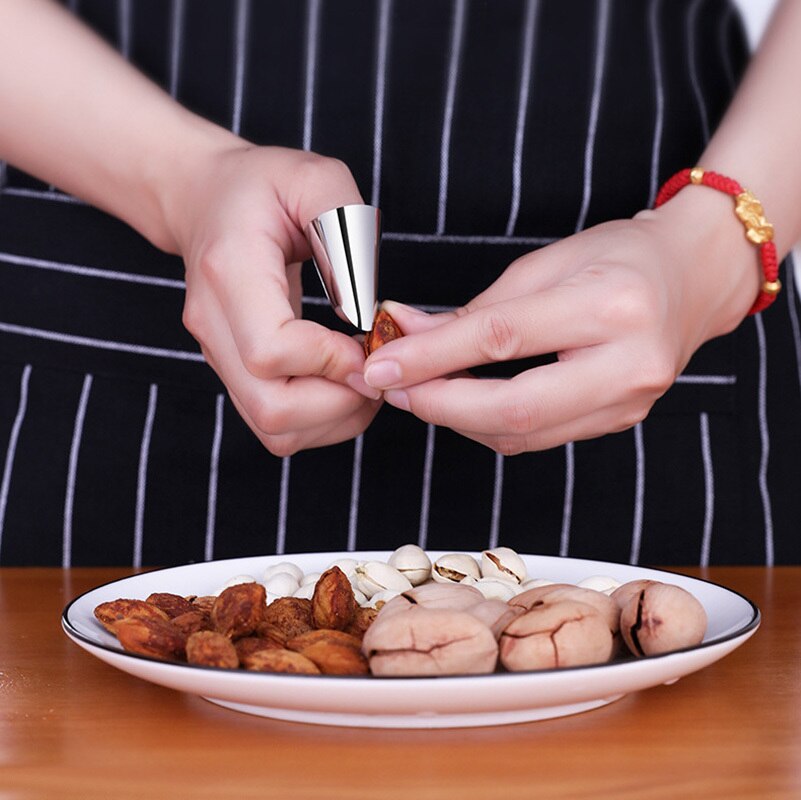 Kitchen Stainless Steel Finger Guards Protect Vegetable Peanut Finger Protector Hand Cut Protector Knife Cut Finger Protection