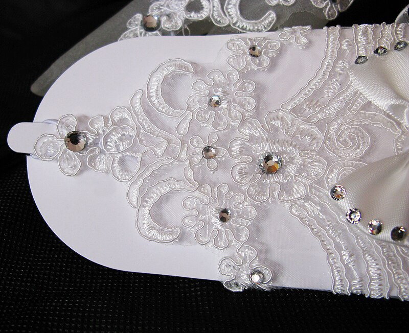 White Beige Lace Gloves Fingerless Beaded Wrist Length Bridal Gloves Accessoire Mariage Woman Gloves Bride Guante Novia