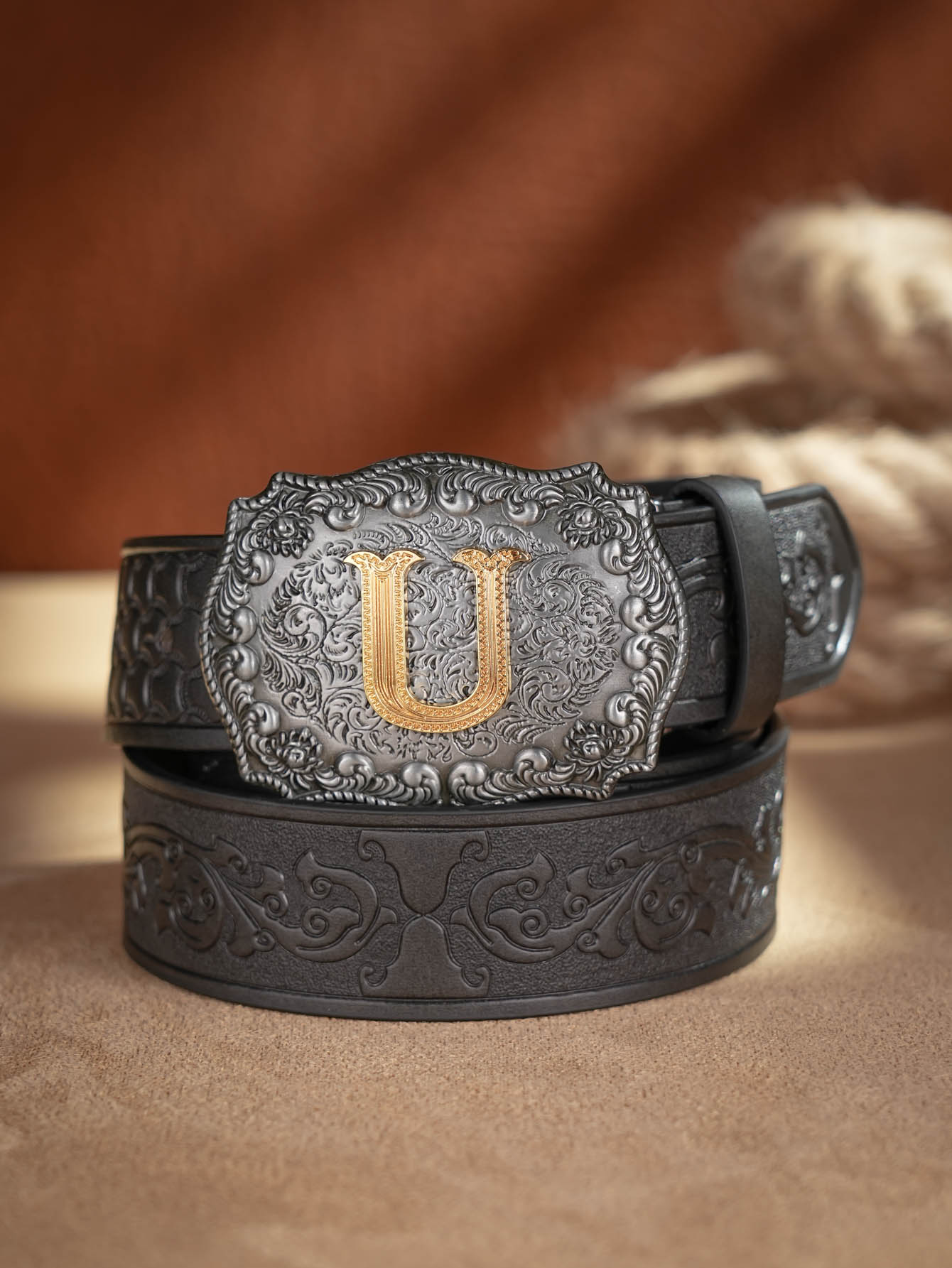 Cinturón de cuero PU de vaquero occidental - Correa de cintura para hombre Decoración de toro con grabado floral para jeans
