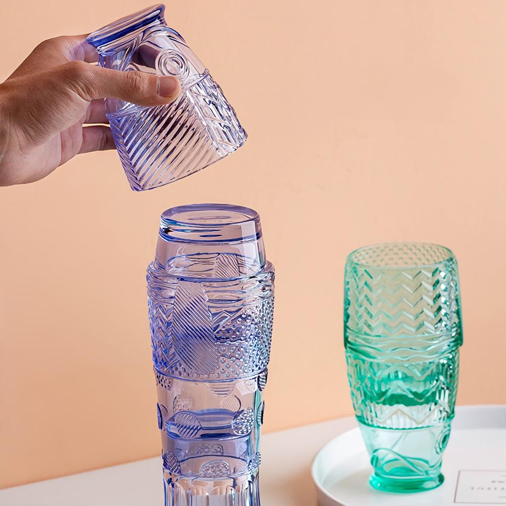 Koi fisk 4 stk/sett kopp fiskeformet glass sett rav gjennomsiktig stabelbar fiskeformet vannkopp husholdning